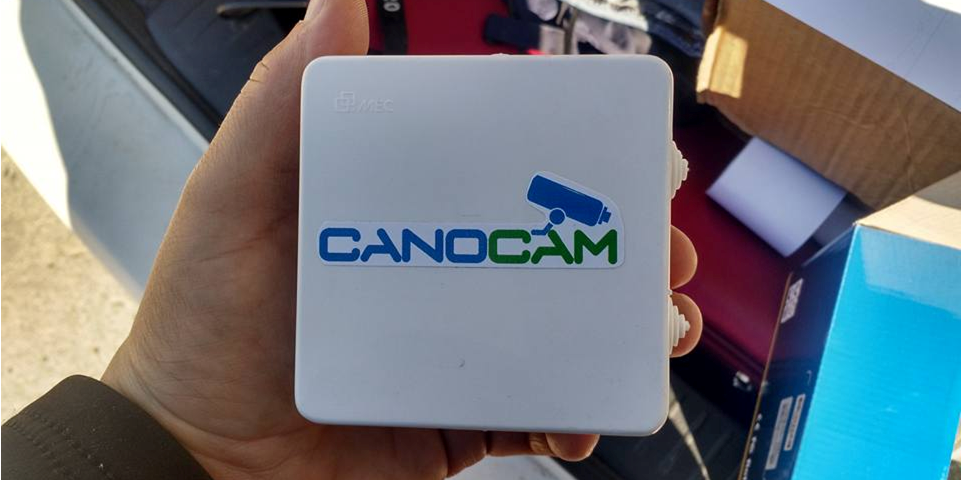 MANO CAJA CANOCAMpng